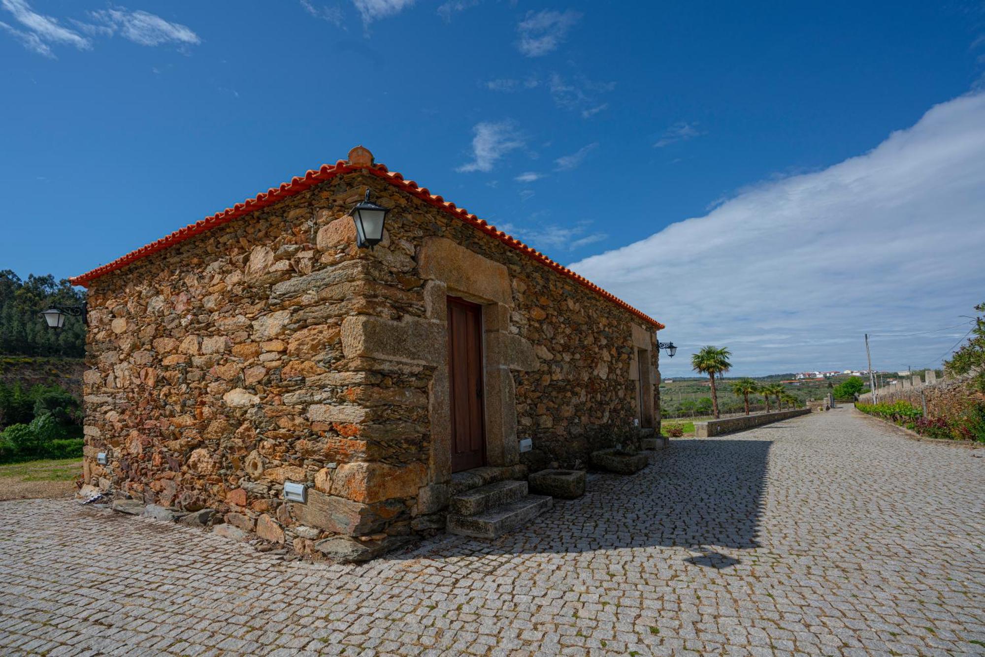 Valonquinta - Agricultura E Turismo De Vila Flor Exterior foto