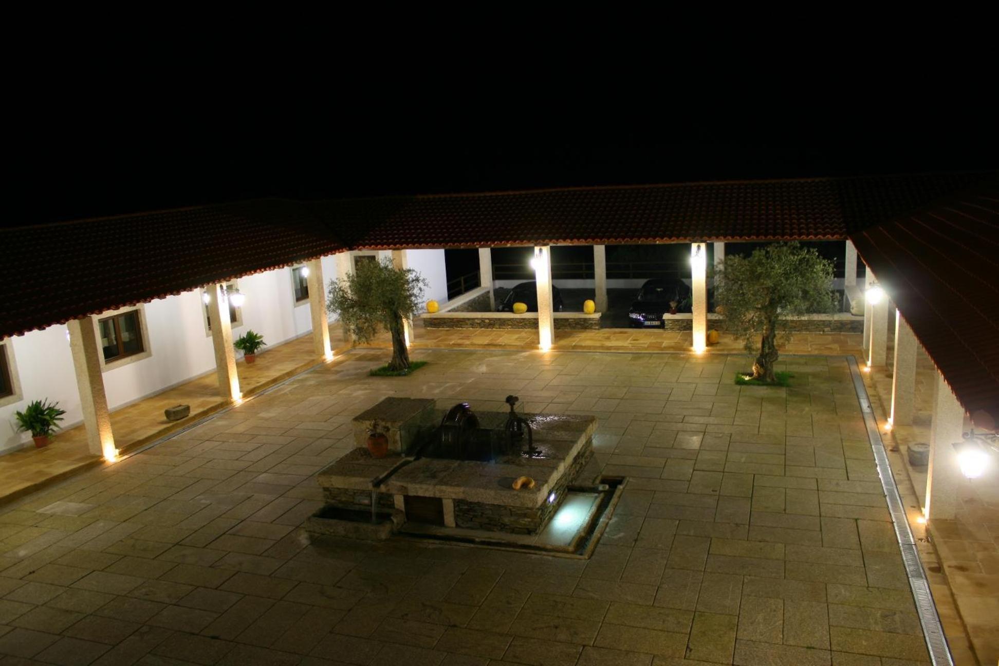 Valonquinta - Agricultura E Turismo De Vila Flor Exterior foto